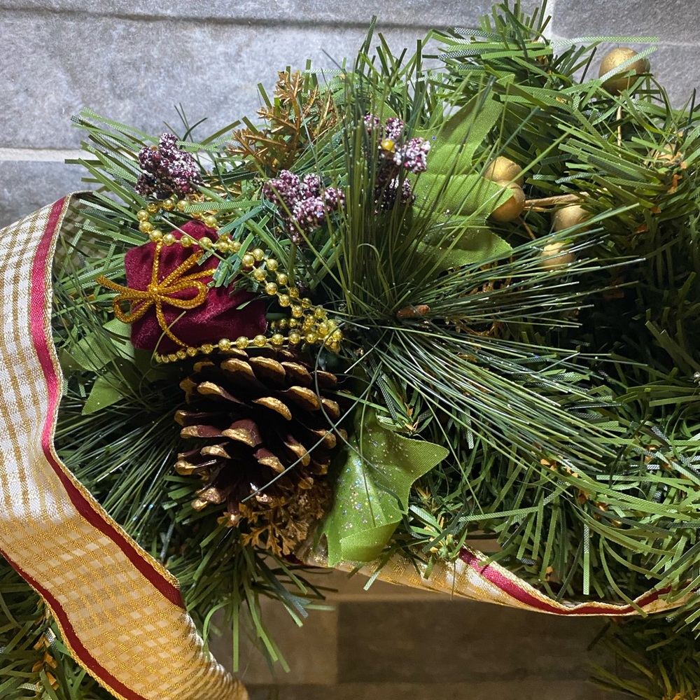 Festive Green Holiday Wreath with Red and Gold accents Christmas 16” - Picture 5 of 5